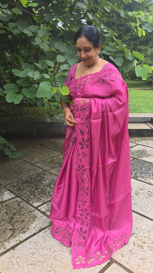 Semitusser net aplique saree HRST28